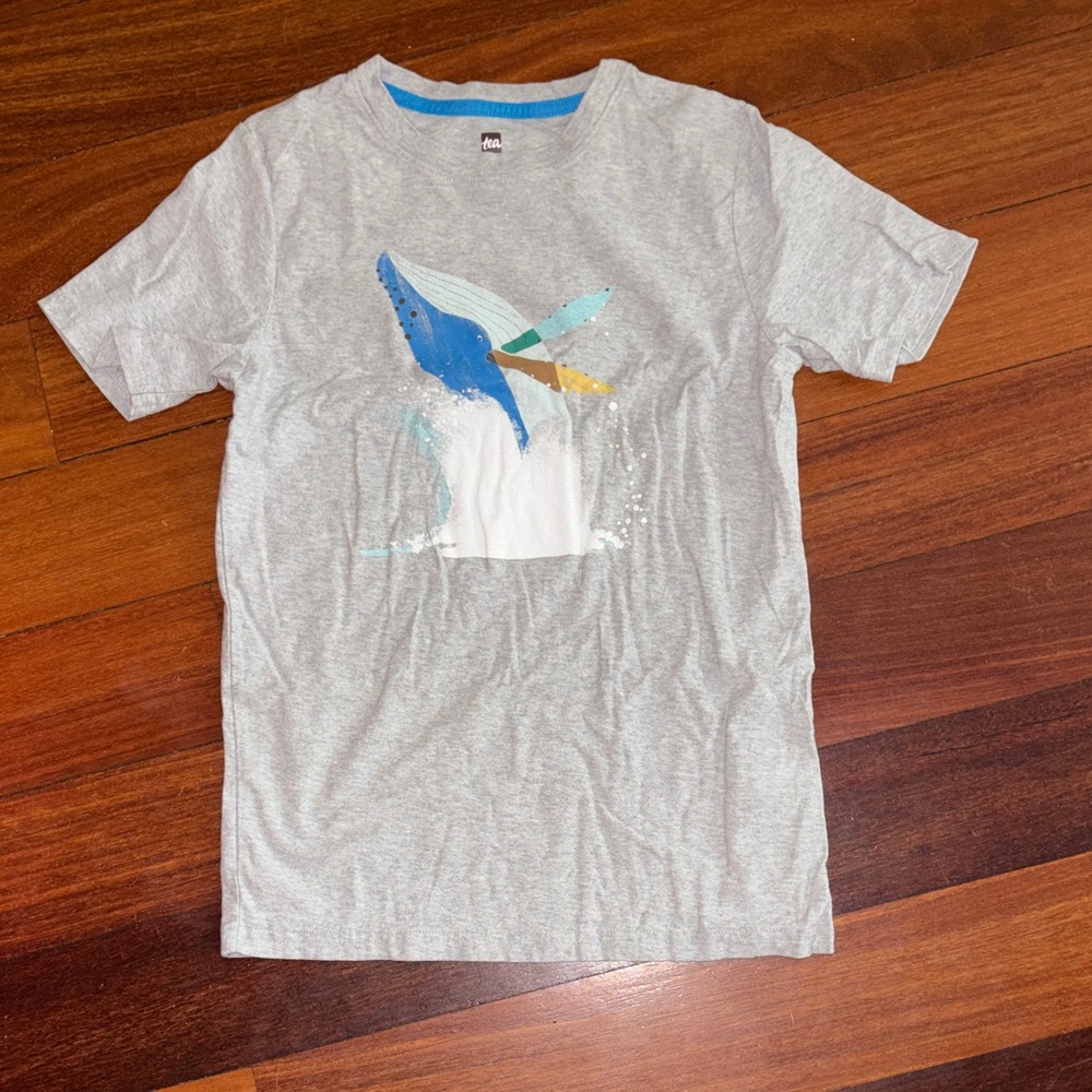 Tea Collection Gray Tee with Colorful Whale Design